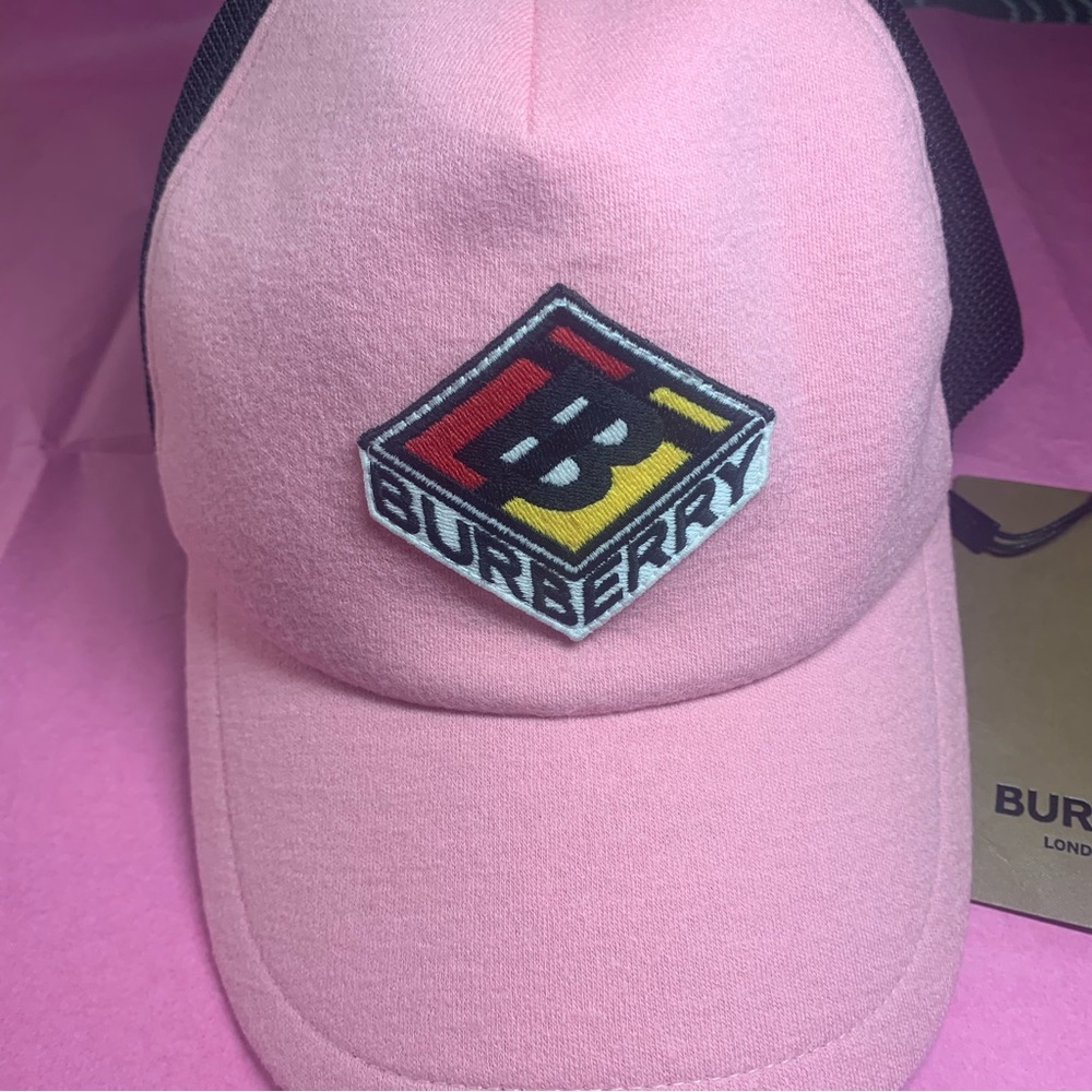 Authentic Burberry Pink and Black Mesh Cap - Picture 4 of 11